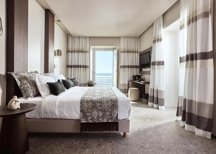 Amazon Mykonos And Hotel 5*