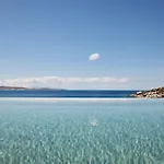 Amazon Mykonos And فندق