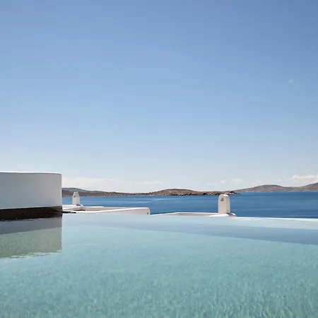 Amazon Mykonos & 5* Agios Ioannis Diakoftis