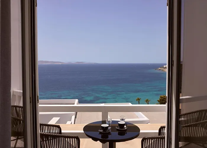 Amazon Mykonos & Hotel