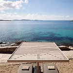 Amazon Resort And Spa, A Member Of Mykonos Highlights Agios Ioannis Diakoftis