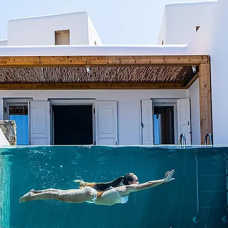 Amazon Mykonos & Hotel Agios Ioannis Diakoftis