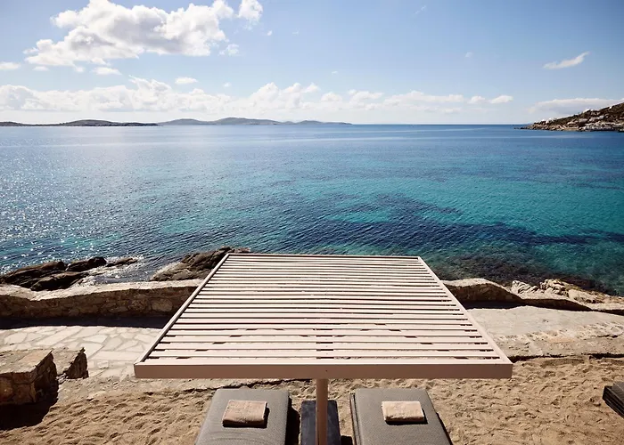 Amazon Mykonos & Agios Ioannis Diakoftis