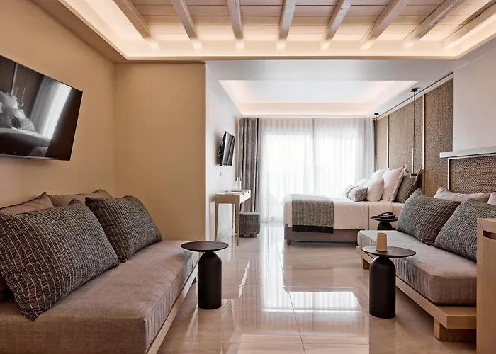 Amazon Mykonos & 5* Agios Ioannis Diakoftis