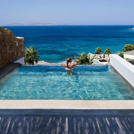 Amazon Mykonos & Отель