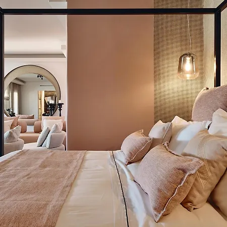 Amazon Mykonos & Отель 5*